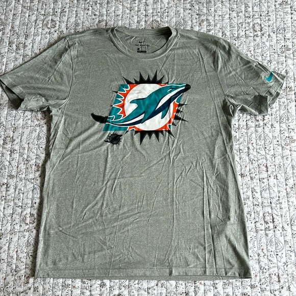 Miami Dolphins Nike Dri-Fit Tee (L) - Barely Used - Picture 1 of 1